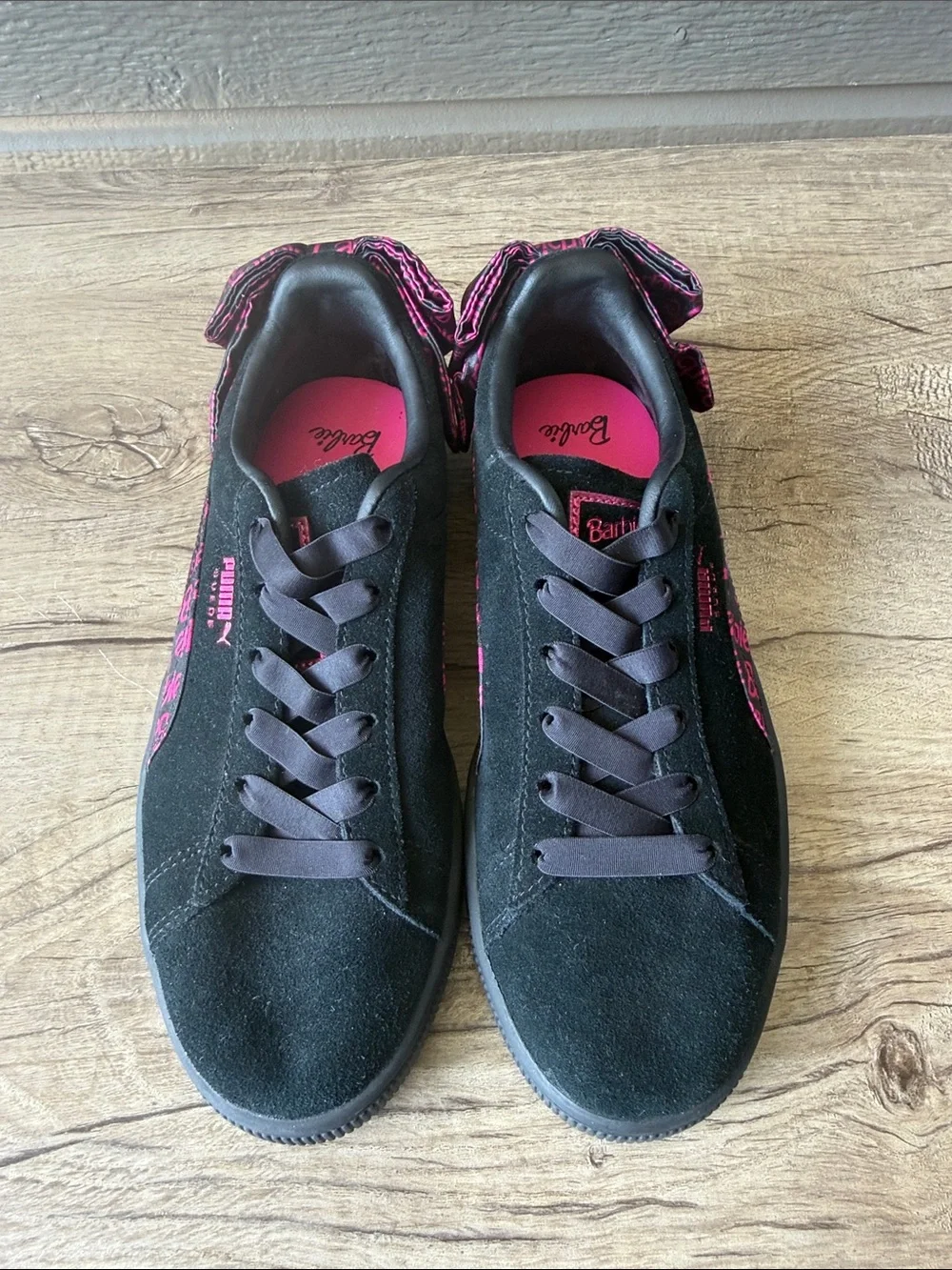 Puma Women’s Black Suede Platform Sneaker with Pink Patterned size 6